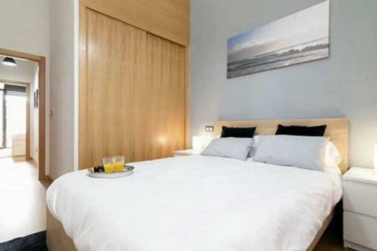 Family Apartment Patio&Swimming Pool In Center Malaga
